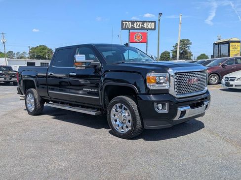Used 2016 GMC Sierra 2500 Denali AWD/4WD image 3