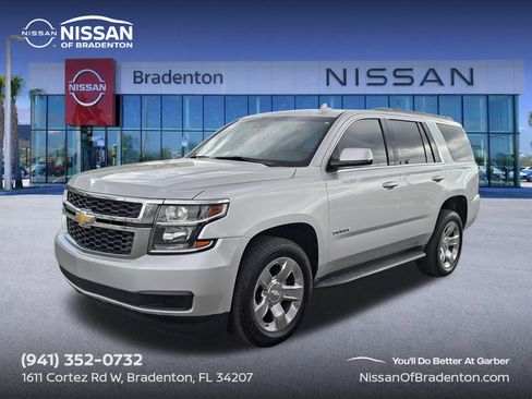 Used 2017 Chevrolet Tahoe LT RWD image 1