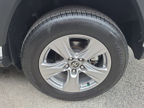 Used 2024 Toyota RAV4 XLE image 13