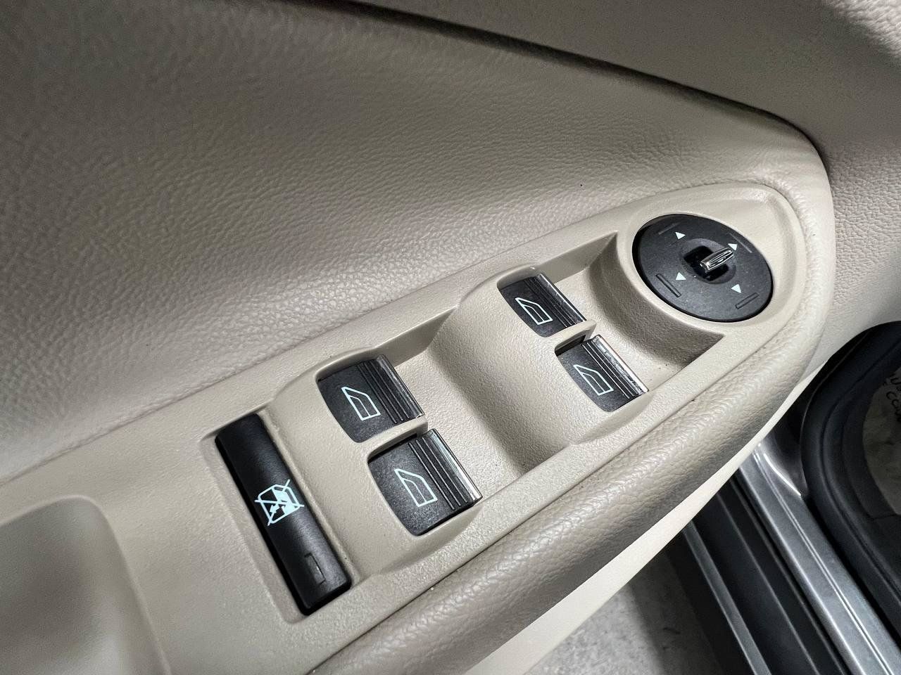 Used 2014 Ford C-MAX SEL w/ Equipment Group 302A FWD image 22
