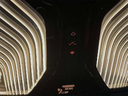 Used 2023 BMW X3 xDrive30i w/ Premium Package image 34