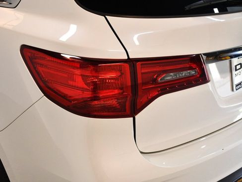 Used 2018 Acura MDX SH-AWD image 14