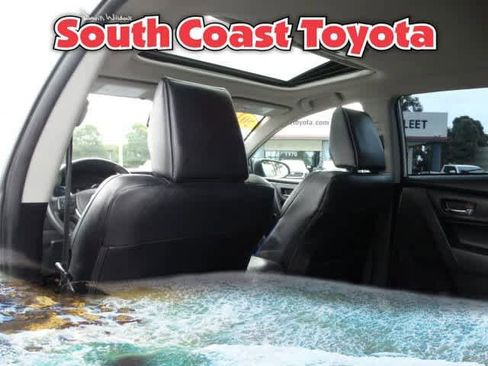 Used 2018 Toyota Corolla XSE image 22