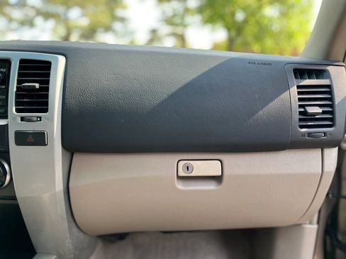 Used 2006 Toyota 4Runner Sport RWD image 25
