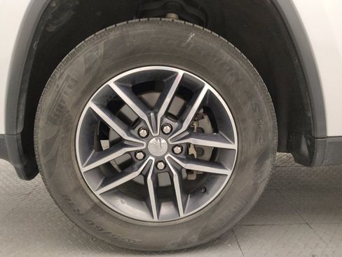 Used 2018 Jeep Grand Cherokee Limited AWD/4WD image 31