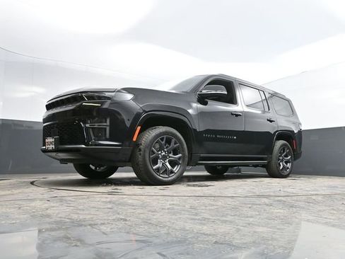New 2026 Jeep Grand Wagoneer Limited AWD/4WD image 47