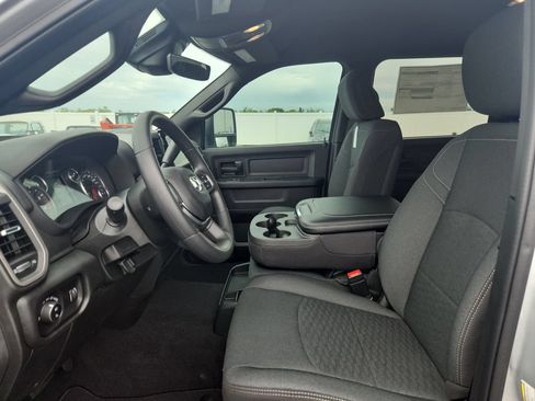 New 2026 RAM 3500 Tradesman AWD/4WD image 10