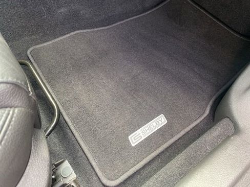 Used 2009 Ford Mustang Shelby GT500 RWD image 26