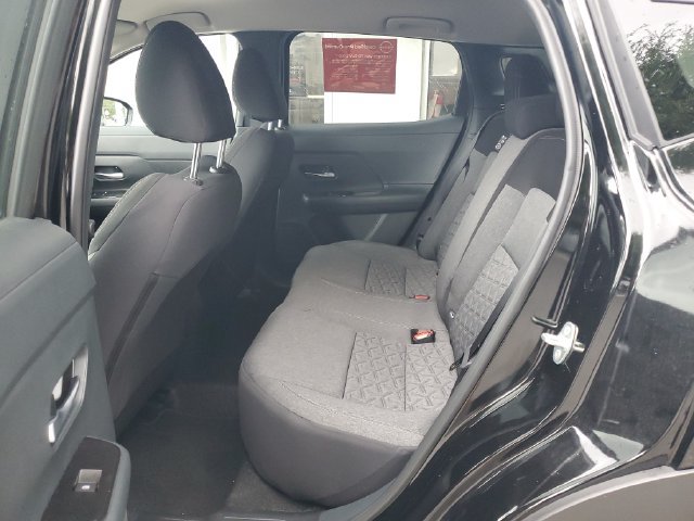 Certified 2026 Nissan Kicks SV FWD image 28