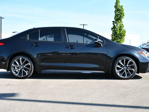 Used 2022 Toyota Corolla SE FWD image 8