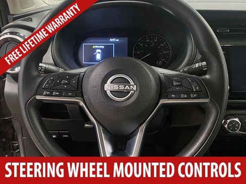 Used 2024 Nissan Kicks SV FWD image 9