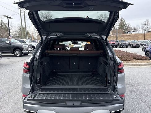 Used 2024 BMW X5 xDrive40i w/ Premium Package image 29