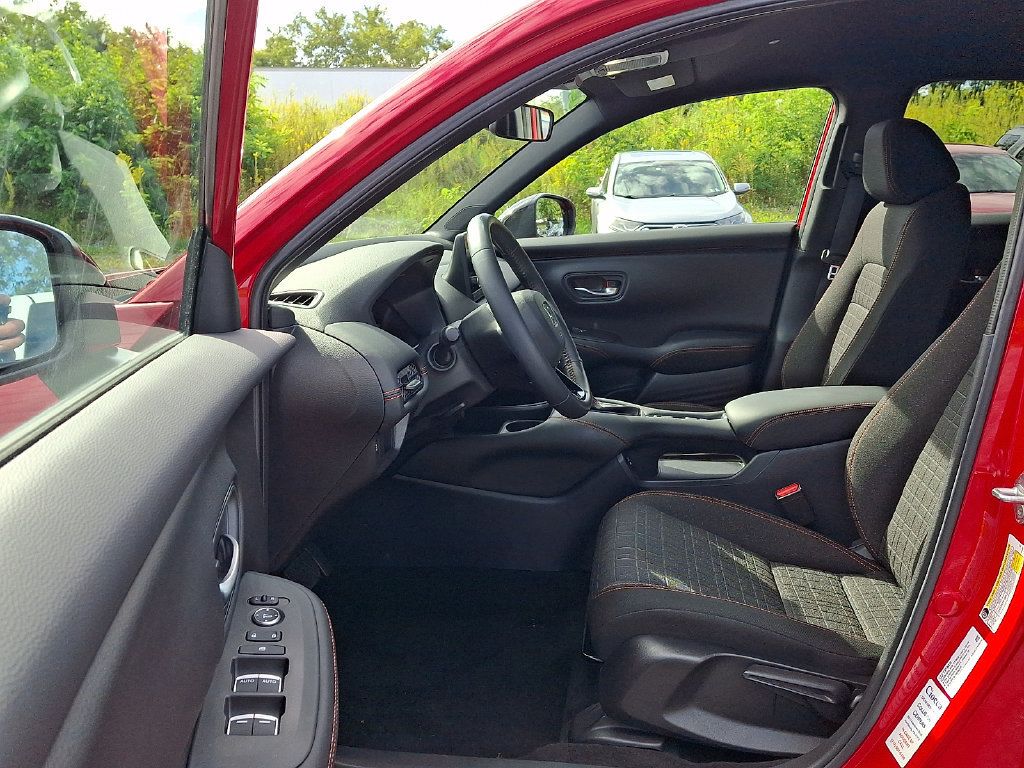 Used 2024 Honda HR-V Sport image 15