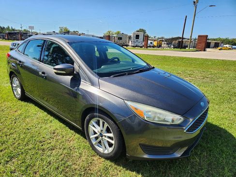 Used 2016 Ford Focus SE image 13