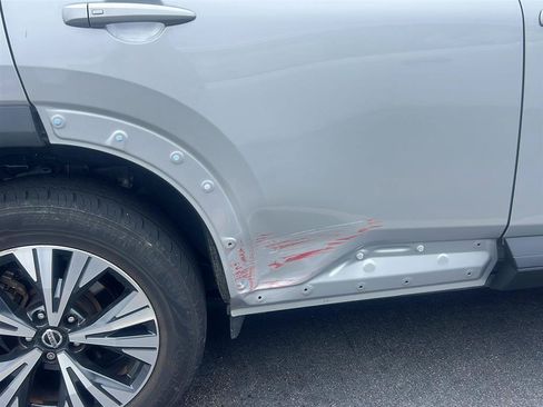 Certified 2021 Nissan Rogue SV FWD image 13