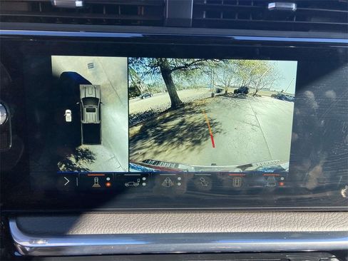 Used 2025 GMC Sierra 2500 Denali w/ Denali Reserve Package image 15