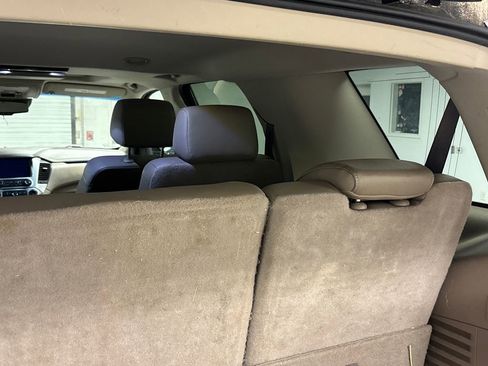 Used 2017 GMC Yukon SLT w/ Open Road Package image 20