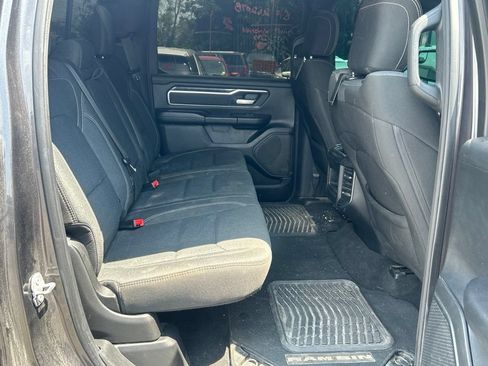 Used 2019 RAM 1500 Big Horn AWD/4WD image 17
