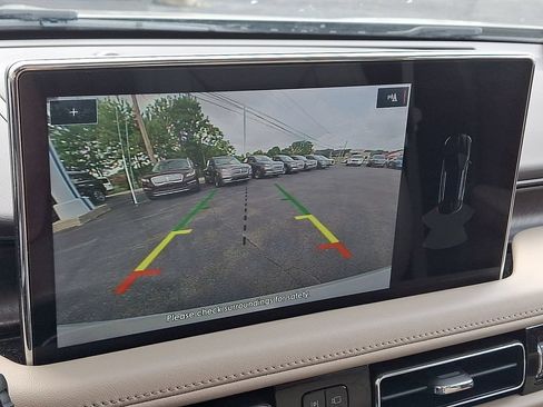 Certified 2022 Lincoln Nautilus Reserve AWD/4WD image 19