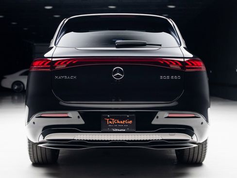 Used 2024 Mercedes-Benz Maybach EQS 680 4MATIC image 28