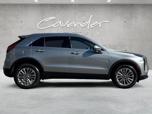 Certified 2024 Cadillac XT4 Premium Luxury FWD image 18