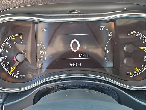 Used 2017 Jeep Grand Cherokee Trailhawk w/ Trailhawk Luxury Group image 24