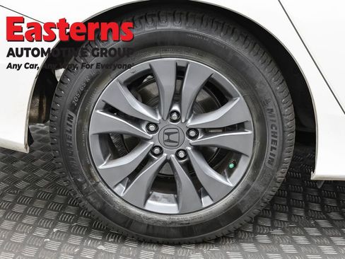 Used 2015 Honda Accord LX image 30