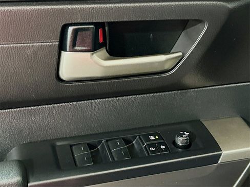 Used 2022 Toyota Tundra SR5 image 15