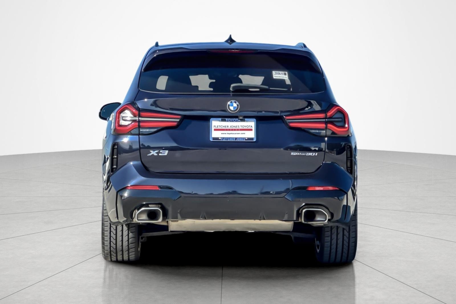Used 2022 BMW X3 sDrive30i w/ M Sport Package 2 RWD image 4