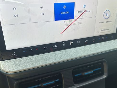 New 2025 Ford Maverick XLT w/ XLT Luxury Package image 23