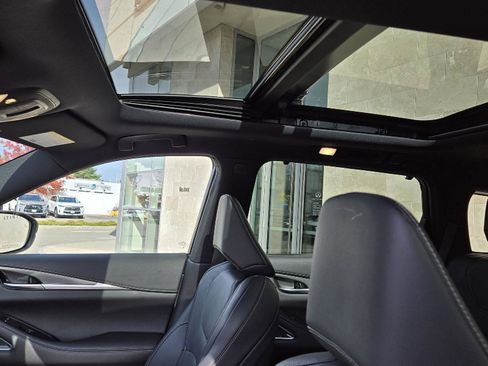 Certified 2025 INFINITI QX60 Luxe w/ Black Edition image 6