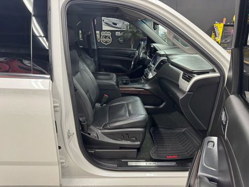 Used 2018 GMC Yukon SLT w/ Open Road Package image 21