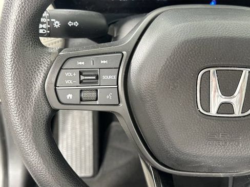 Used 2024 Honda HR-V LX image 19