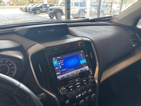 Used 2021 Subaru Ascent Premium w/ Convenience Package image 21