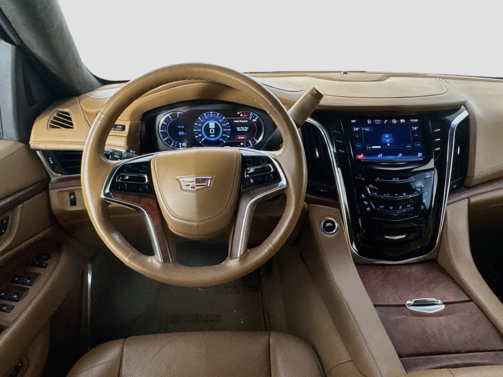Used 2017 Cadillac Escalade ESV Platinum AWD/4WD image 28