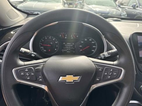Used 2025 Chevrolet Malibu LT image 29