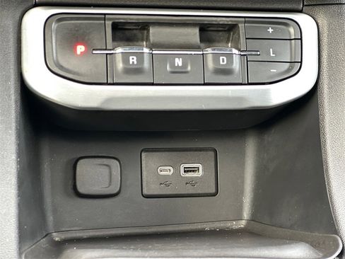 Used 2020 GMC Acadia SLE w/ Driver Convenience Package image 16