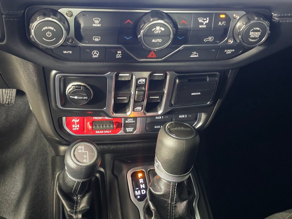 Used 2026 Jeep Gladiator Rubicon AWD/4WD image 16