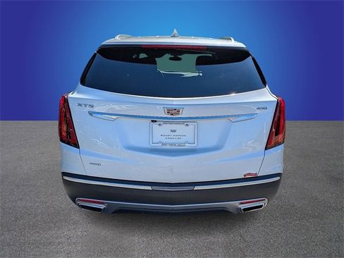 Certified 2025 Cadillac XT5 Premium Luxury image 4