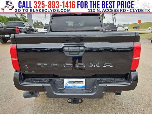 Used 2025 Toyota Tacoma SR5 AWD/4WD image 6