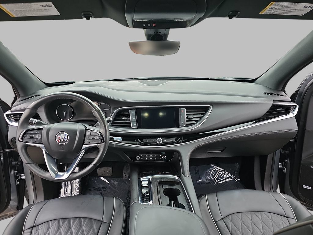 Used 2023 Buick Enclave Avenir w/ Avenir Technology Package AWD/4WD image 11