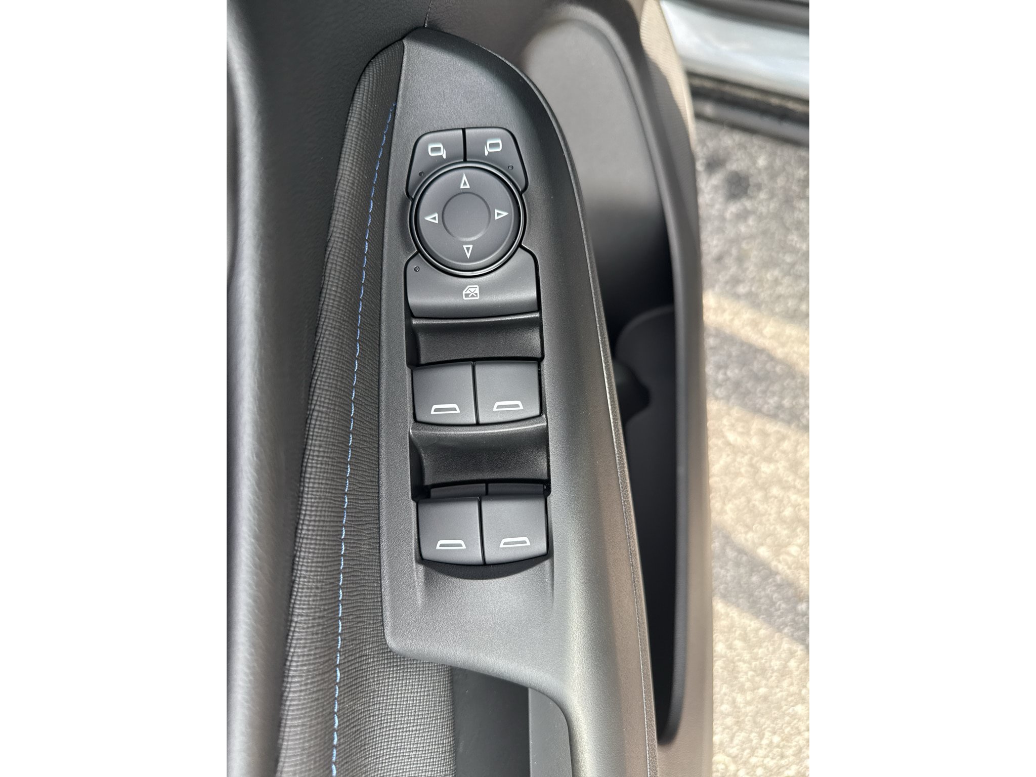 New 2026 Buick Envista Sport Touring w/ Convenience I Package FWD image 7