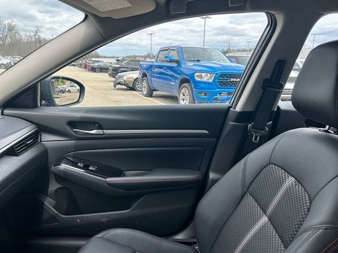 Certified 2024 Nissan Altima 2.5 SR image 16