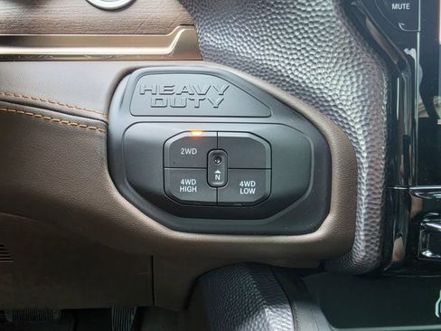 New 2026 RAM 2500 Limited AWD/4WD image 31