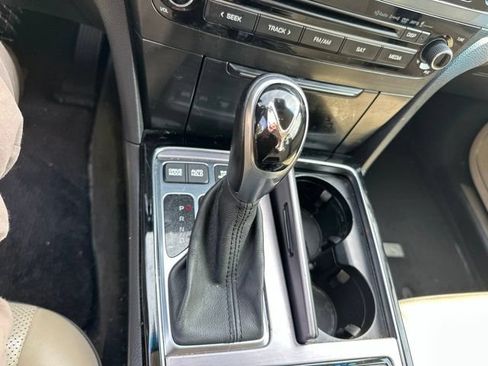 Used 2014 Hyundai Equus Signature RWD image 35