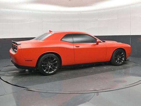 Used 2020 Dodge Challenger R/T Scat Pack RWD image 3