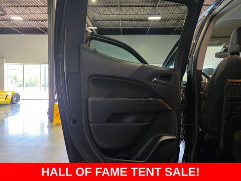 Used 2020 Chevrolet Colorado LT w/ LT Convenience Package AWD/4WD image 18