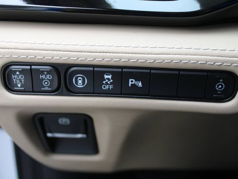 Used 2024 Acura MDX SH-AWD w/ Advance Package image 28