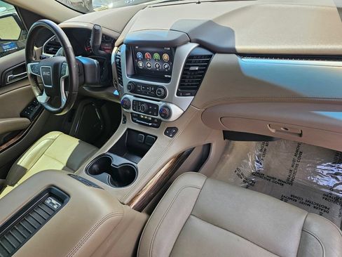 Used 2015 GMC Yukon SLT w/ Open Road Package AWD/4WD image 11