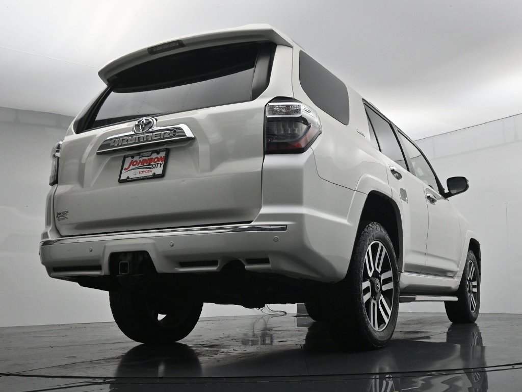 Used 2017 Toyota 4Runner Limited AWD/4WD image 42